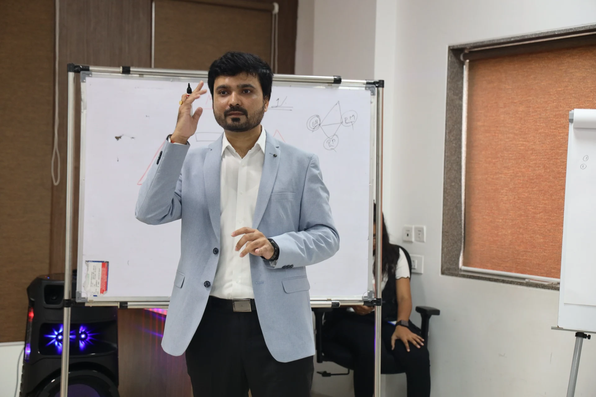 Motivational Speaker for Mumbai Insurance Companies — Boosting Agent Morale, Sales Targets, and Team Retention