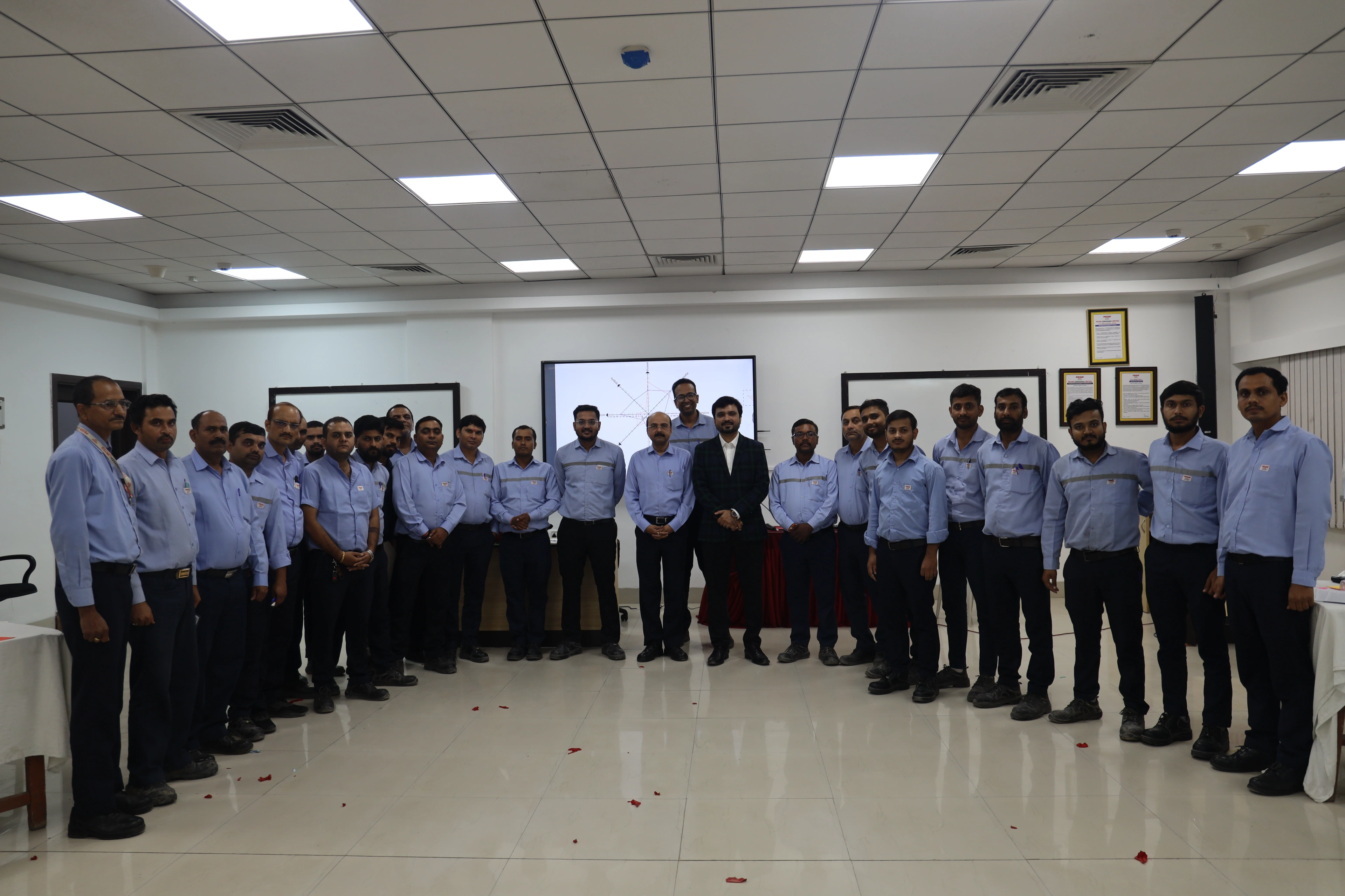 Best Team Building Challenges for Indian Workplaces: Boost Trust 2026