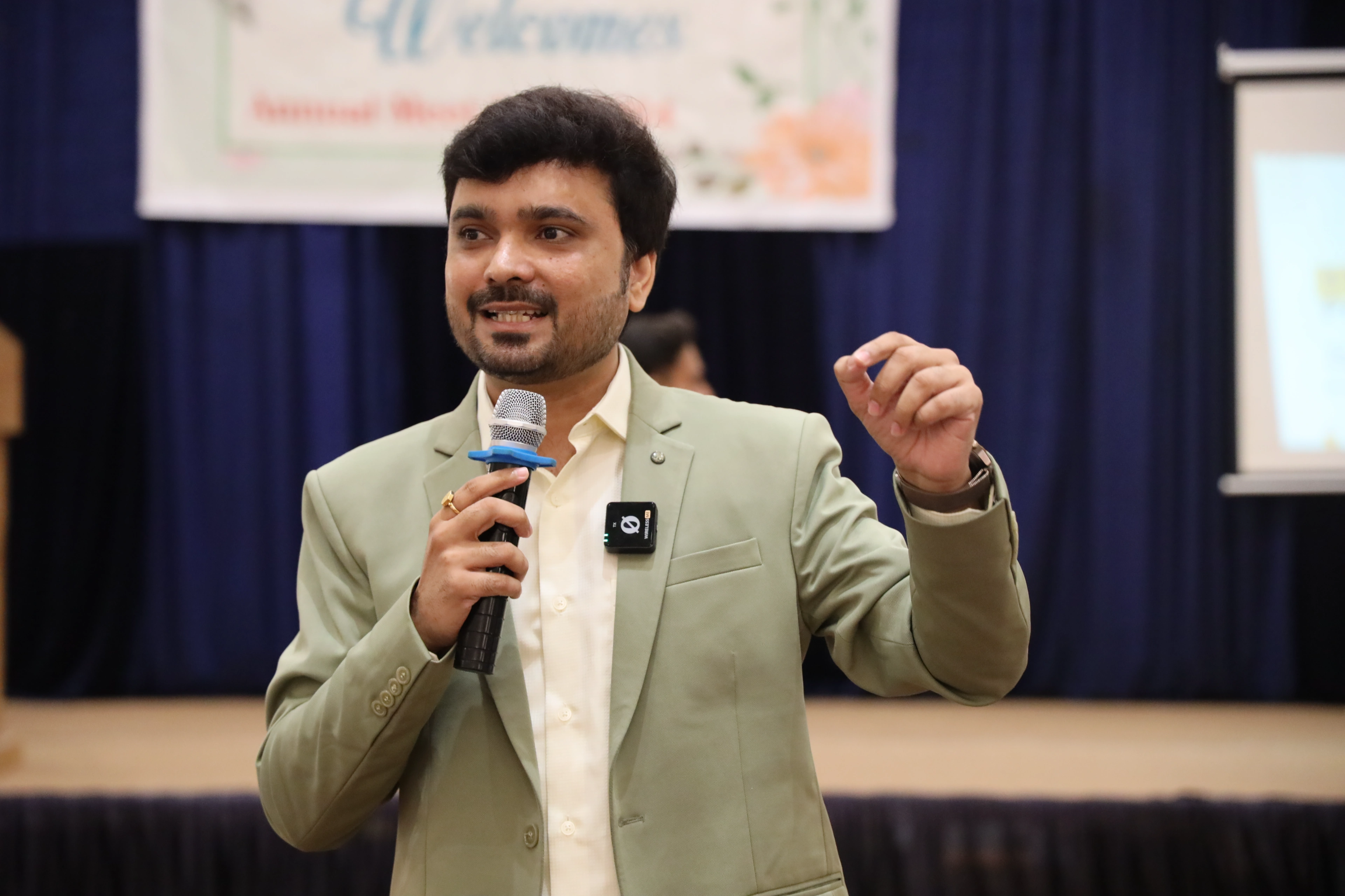 AI Training for Sales Teams in Delhi NCR: Replies in an Hour
