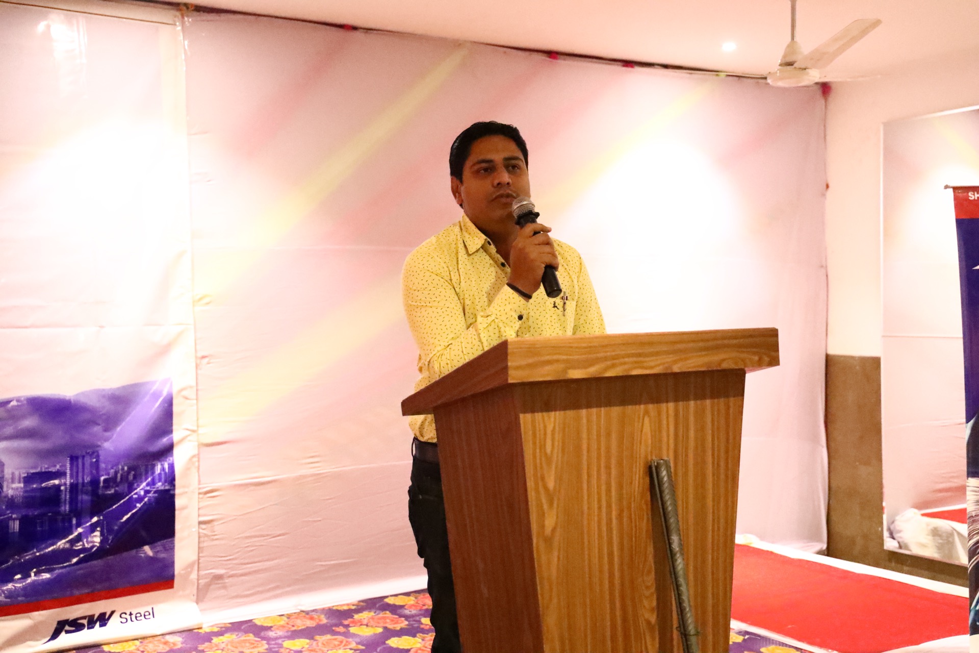Rashmi – Mumbai College Professor Who Cares
